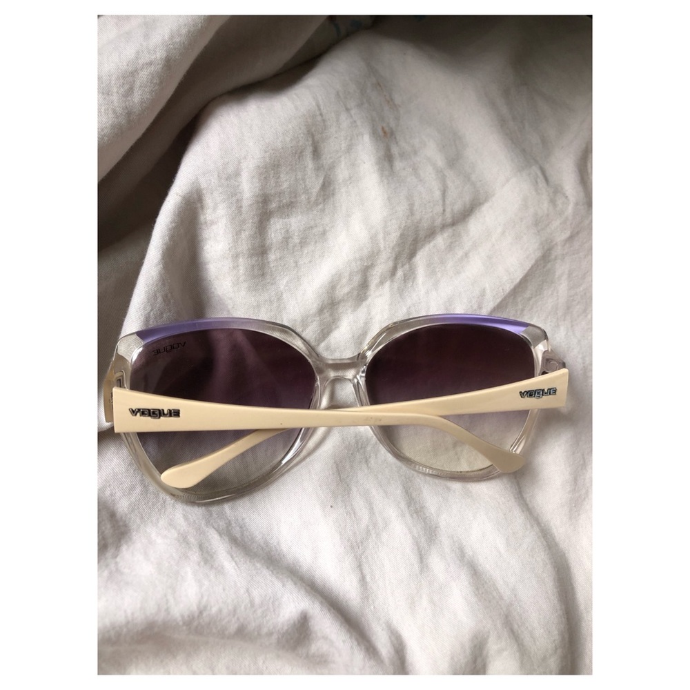 Vintage Vogue Cat Eye Sunglasses - Picture 5 of 5
